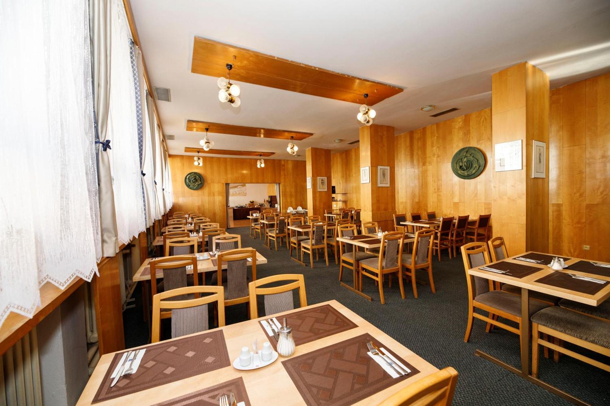Lh Hotel Medinek Old Town Kutná Hora Zewnętrze zdjęcie