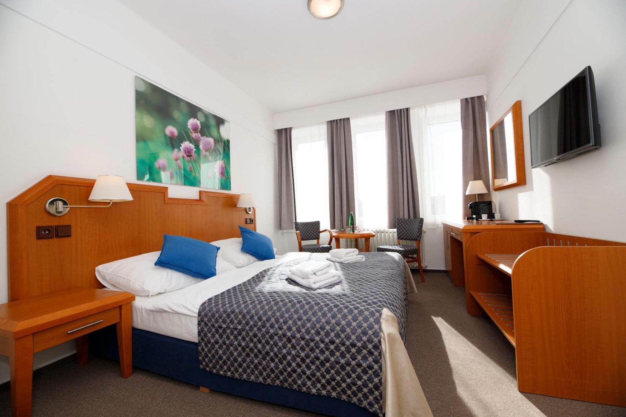 Lh Hotel Medinek Old Town Kutná Hora Zewnętrze zdjęcie