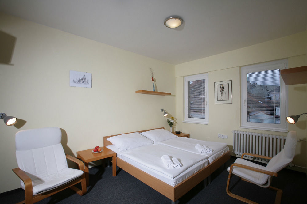 Lh Hotel Medinek Old Town Kutná Hora Zewnętrze zdjęcie